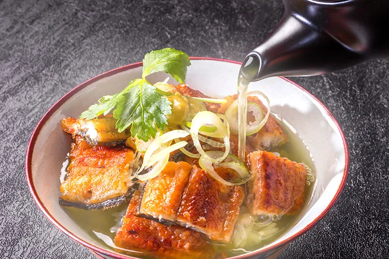 サイドメニューもお酒もあるので昼飲みにもオススメ